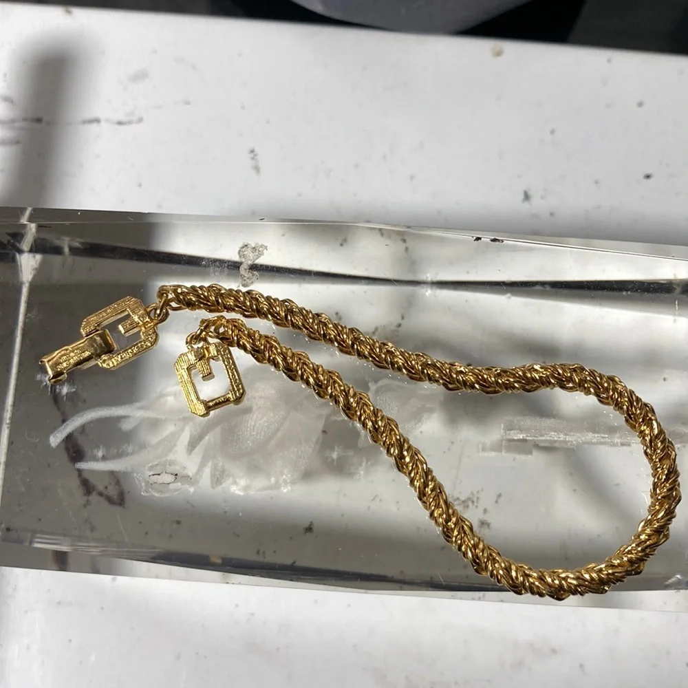 Authentic Givenchy Rope Chain Bracelet - Picture 8 of 10